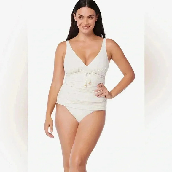 Bleu Rod Beattie Glam Stand Over-The-Shoulder D Tankini Swimsuit - Picture 2 of 14